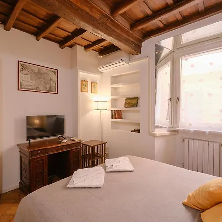 Governo Vecchio Maison 아파트 로마